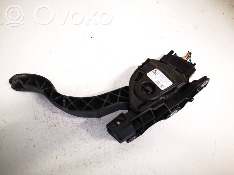 Volvo XC70 Pedale dell’acceleratore