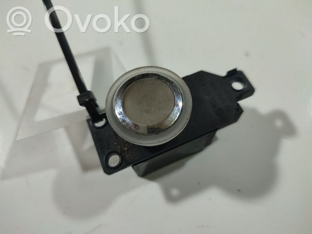 Volkswagen Touareg I Engine start stop button switch 