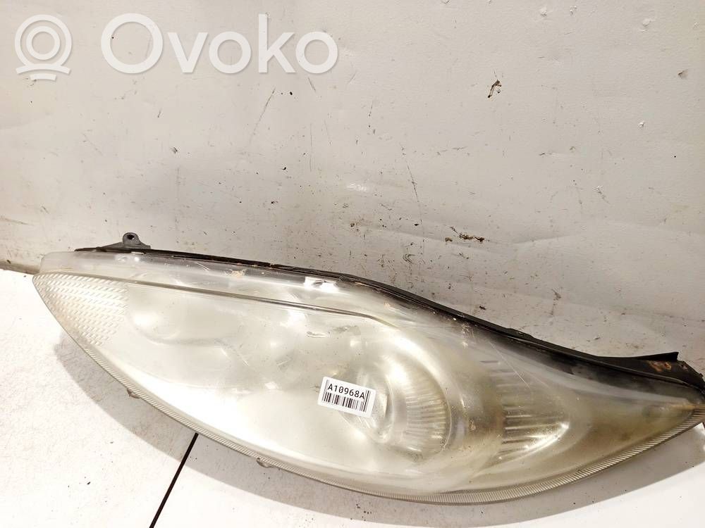Ford Fiesta Lampa przednia 