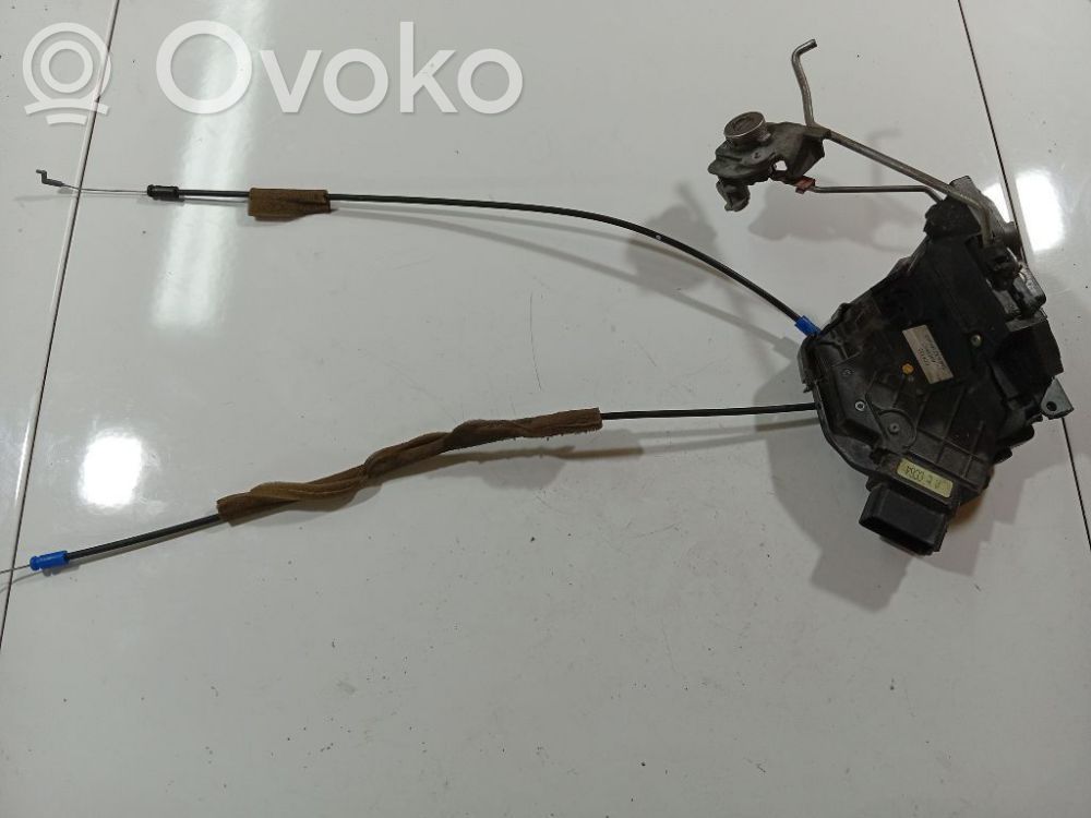 Mazda 5 Priekšpusē slēdzene 
