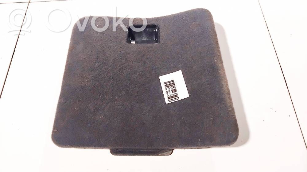 Audi A4 S4 B5 8D Alte elemente acoperire portbagaj 