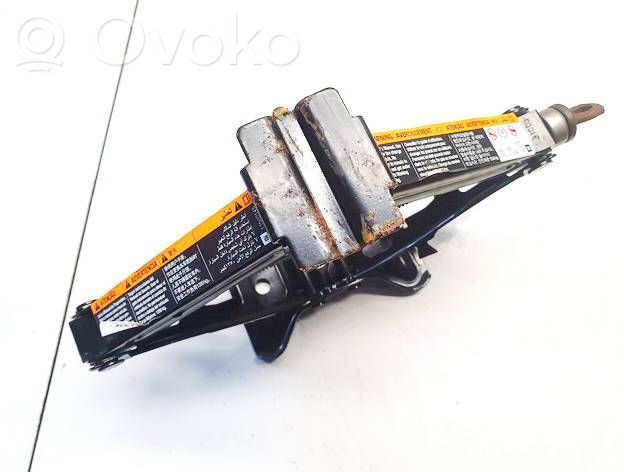 Engine mount bracket   13502144,13502144