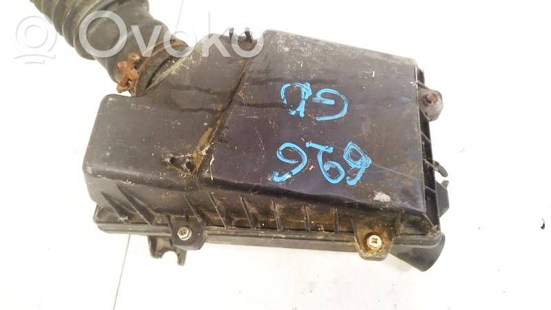 Mazda 626 Air filter box 