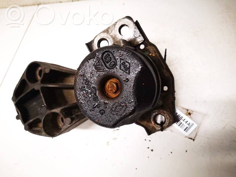 Renault Scenic II -  Grand scenic II Engine mount bracket 