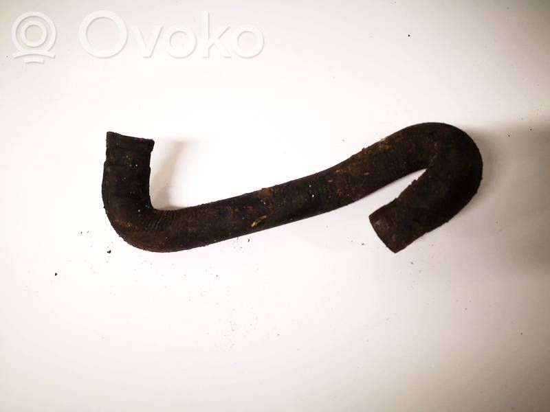Audi A4 S4 B5 8D Conductă/furtun lichid de răcire motor