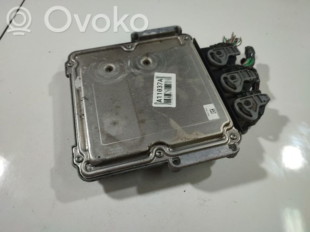 Renault Laguna III Sterownik / Moduł ECU 