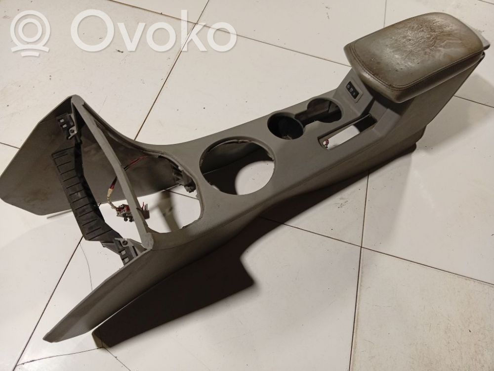 Chrysler Sebring (JS) Armrest 