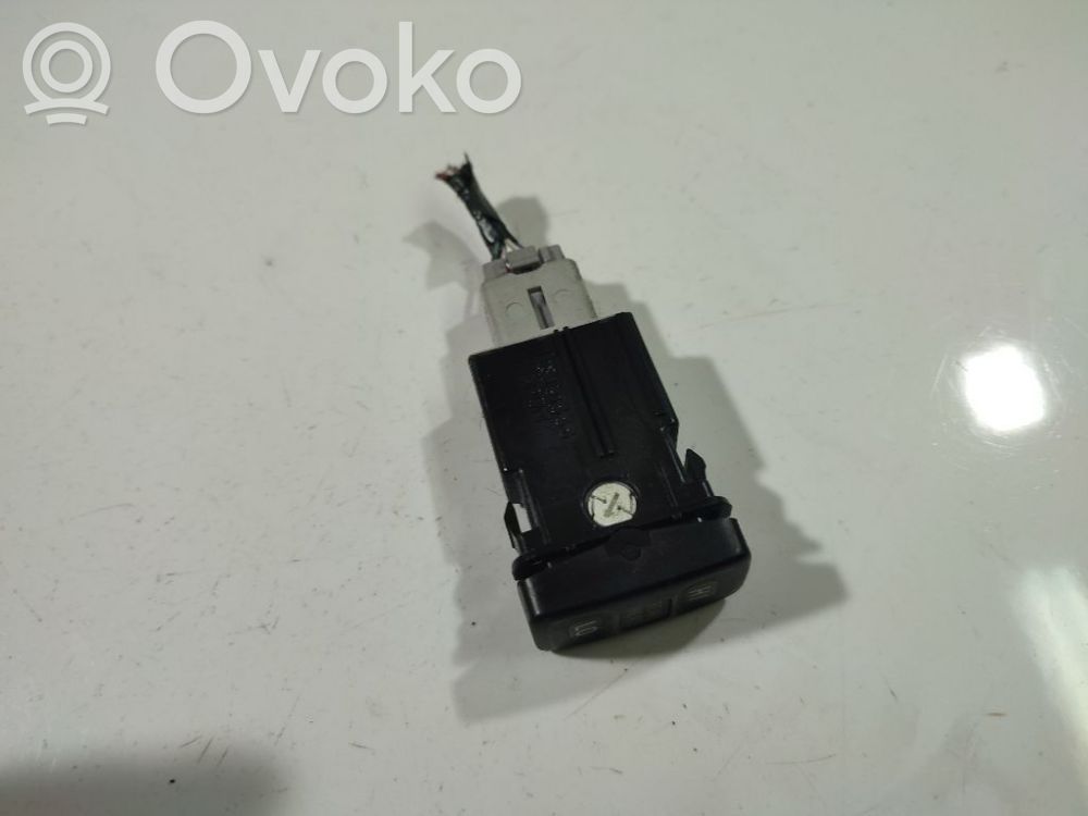 Toyota Avensis Verso Alte comutatoare/butoane 