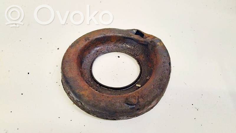 Volvo V50 Front coil spring rubber mount 