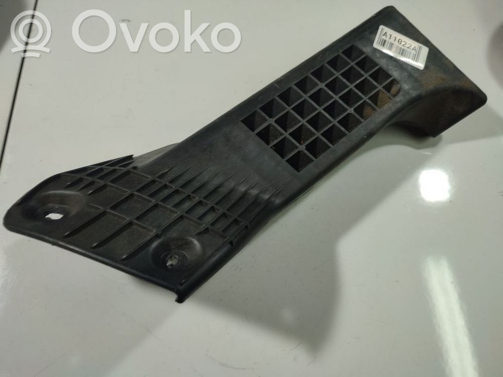 Peugeot 207 Soporte del parachoques delantero 