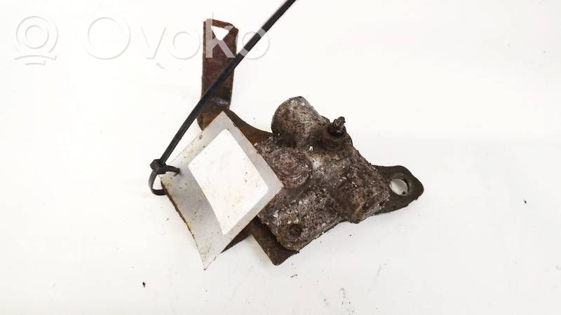 Toyota Avensis T250 Air suspension compressor 