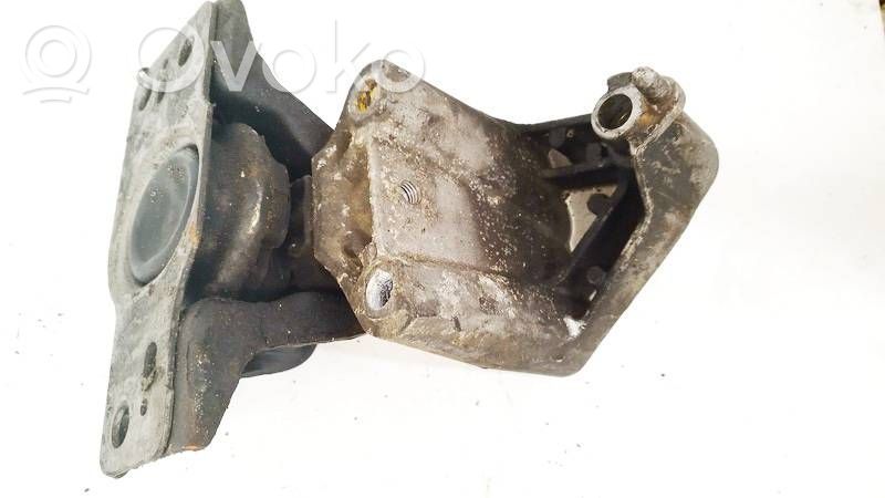 Renault Clio III Suport tampon motor 