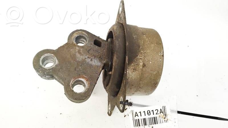 Opel Vectra C Engine mount bracket 