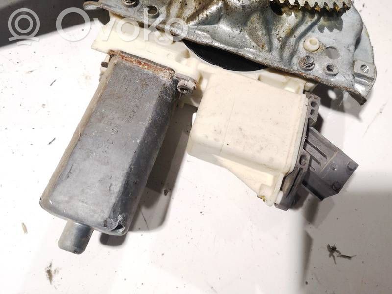 Toyota Avensis T250 Motor macara geam ușă spate 