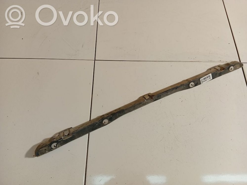 Opel Zafira B Soporte de montaje del parachoques trasero 