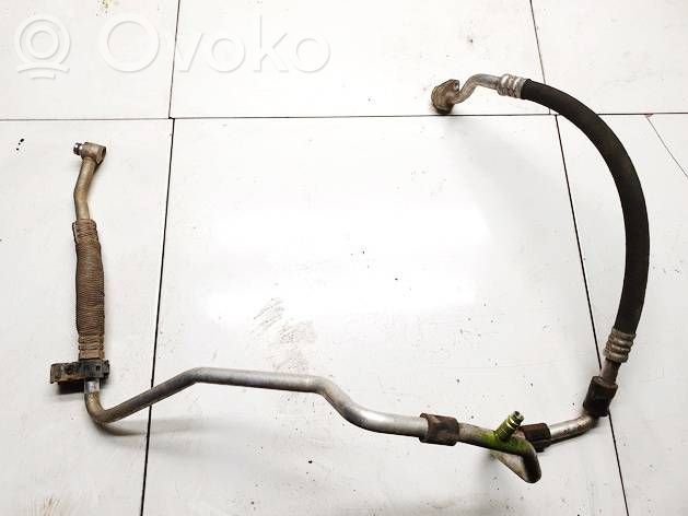 Volkswagen PASSAT B6 Conductă/furtun aer condiționat (A/C) 