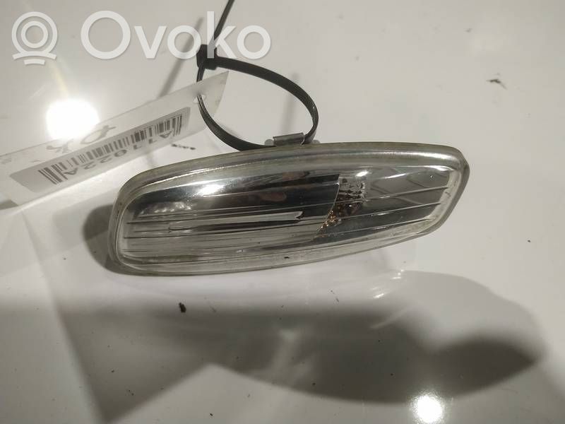 Peugeot 207 Semnalizator pe oglindă