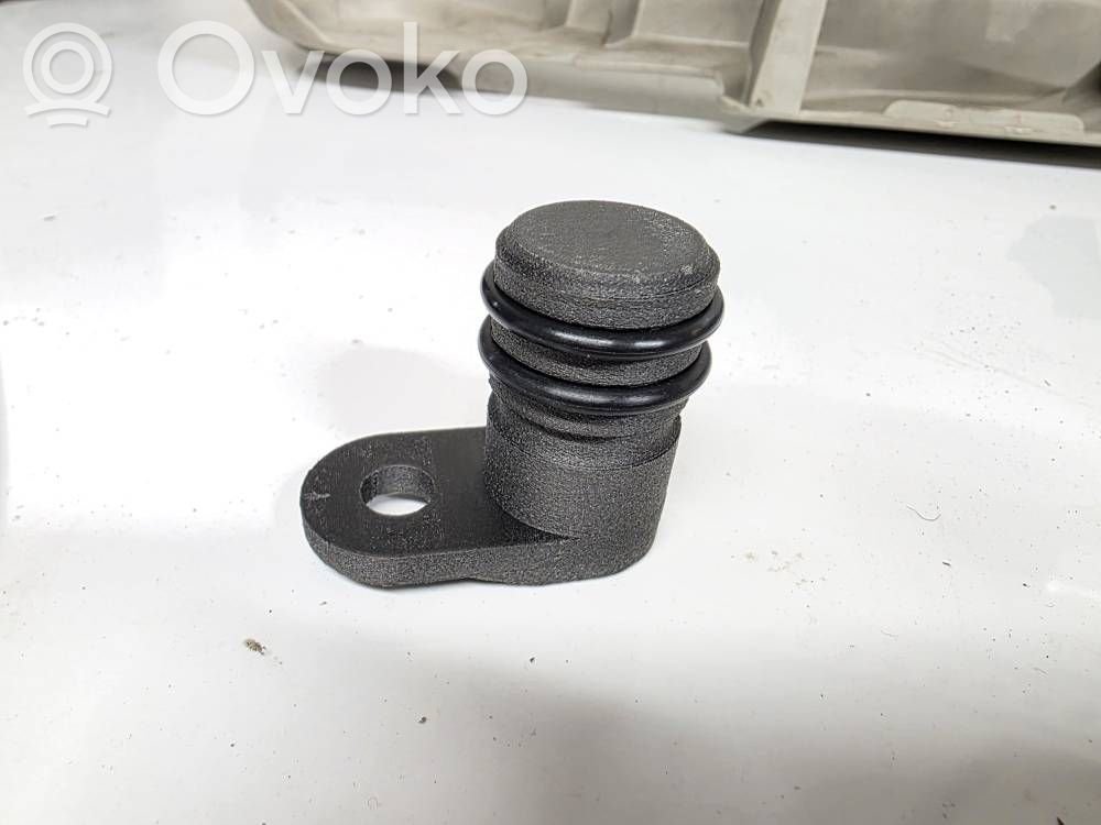 BMW 5 E60 E61 Moottorin vesijäähdytyksen putki/letku