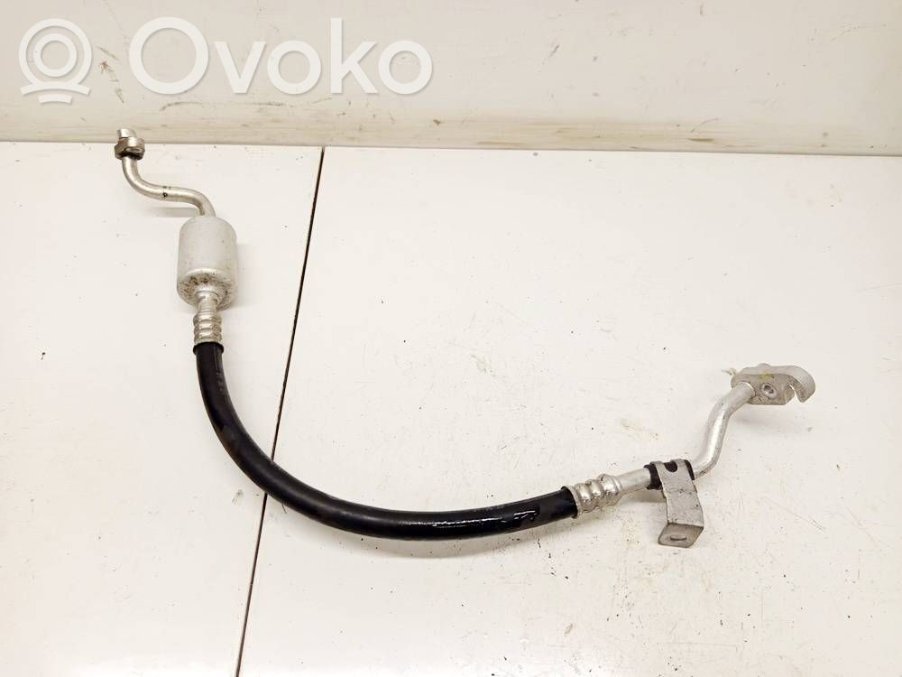 Nissan e-NV200 Ilmastointilaitteen putki (A/C) 