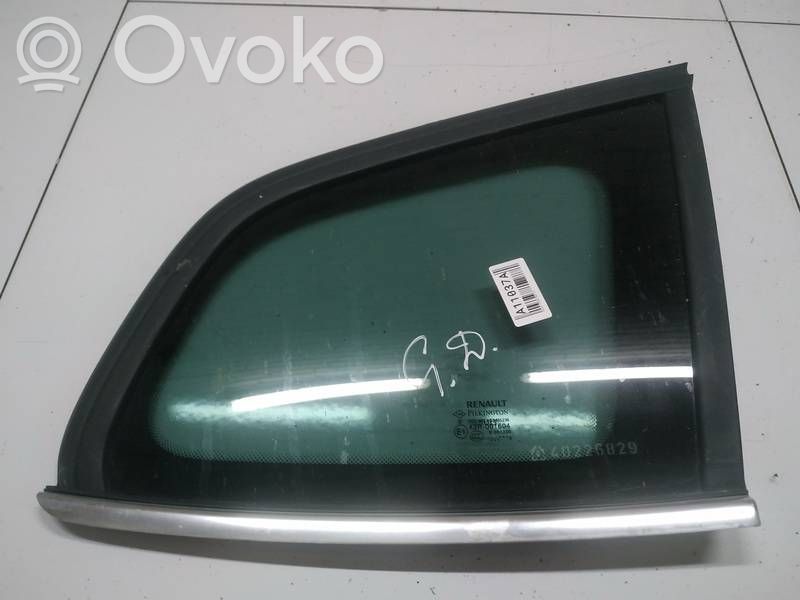 Renault Laguna III Finestrino laterale posteriore