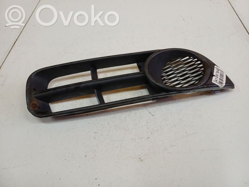 Skoda Roomster (5J) Mascherina inferiore del paraurti anteriore