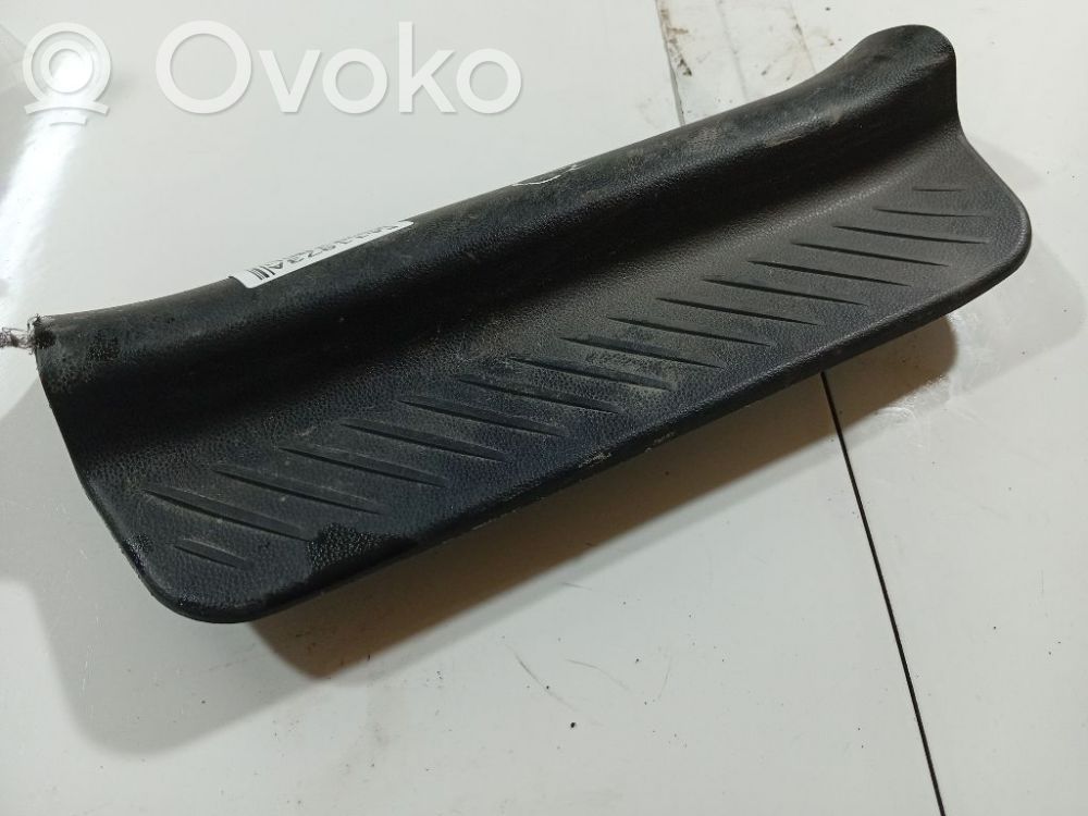 Mazda 3 I Capac prag spate 