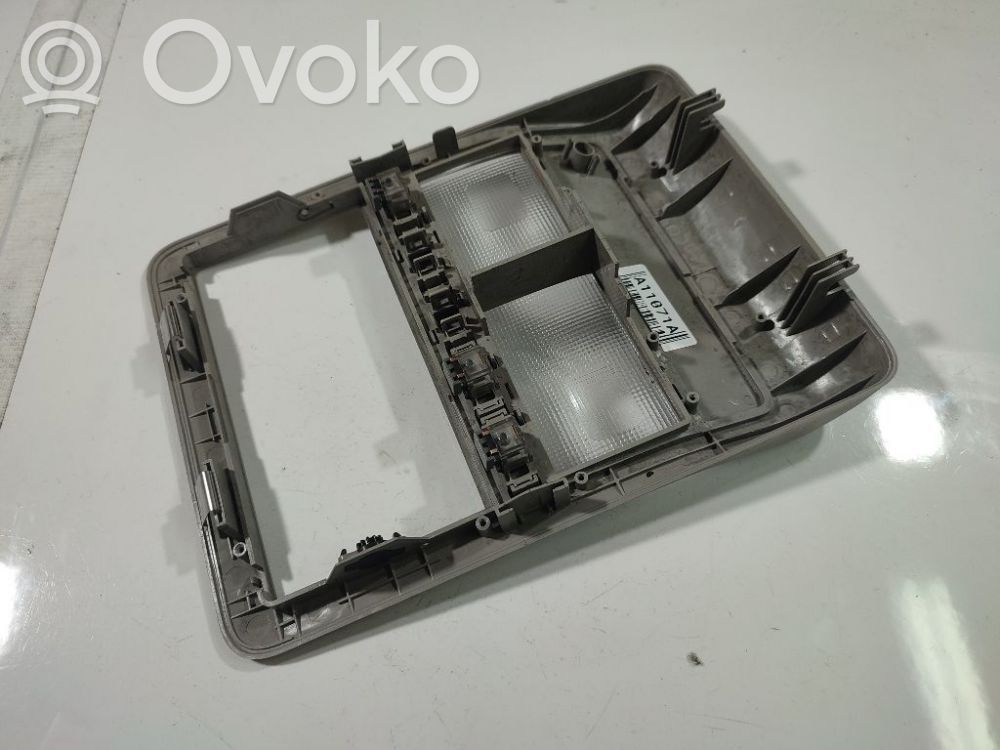 Chevrolet Captiva Éclairage lumière plafonnier avant