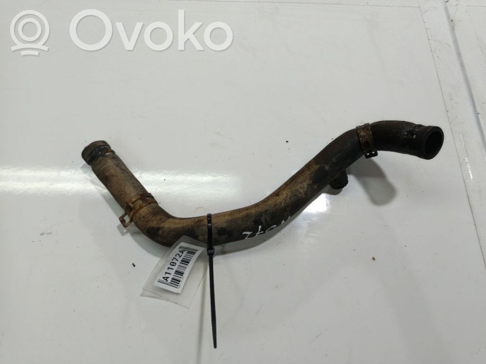 Engine coolant pipe/hose