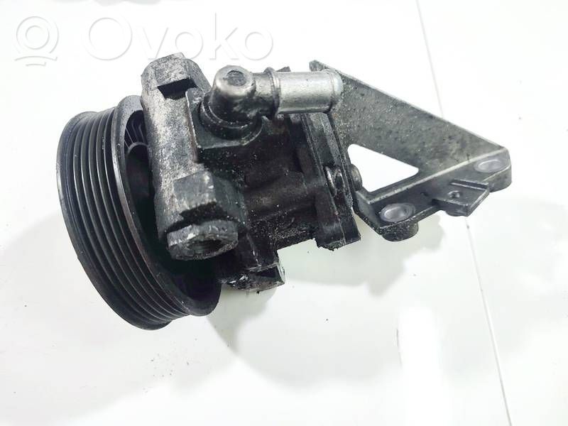 BMW 6 E63 E64 Ohjaustehostimen pumppu 