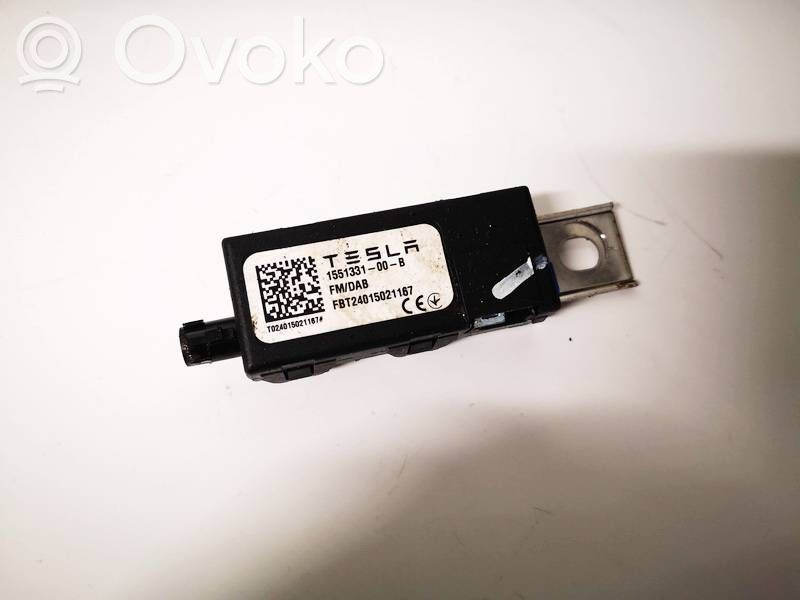 Tesla Model Y Antennin ohjainlaite 