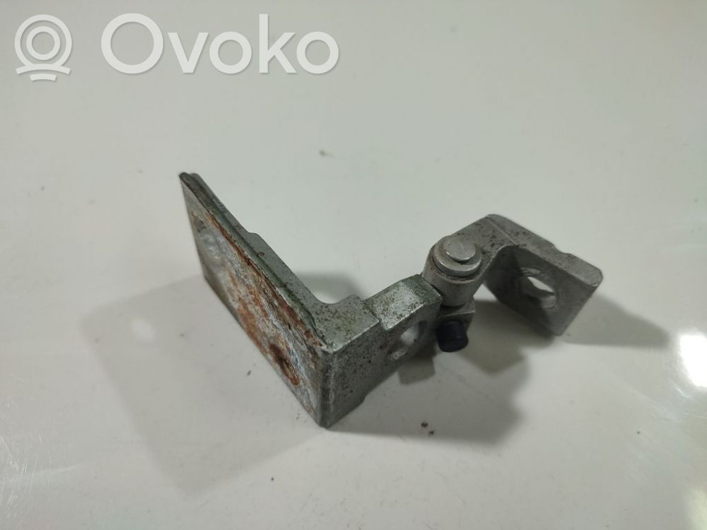 Front door upper hinge
