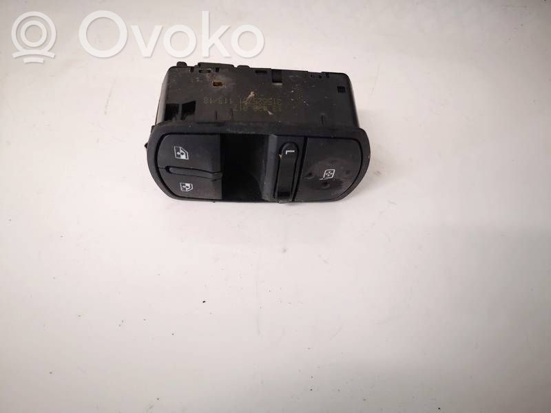 Opel Corsa E Comutator comandă geamuri electrice 