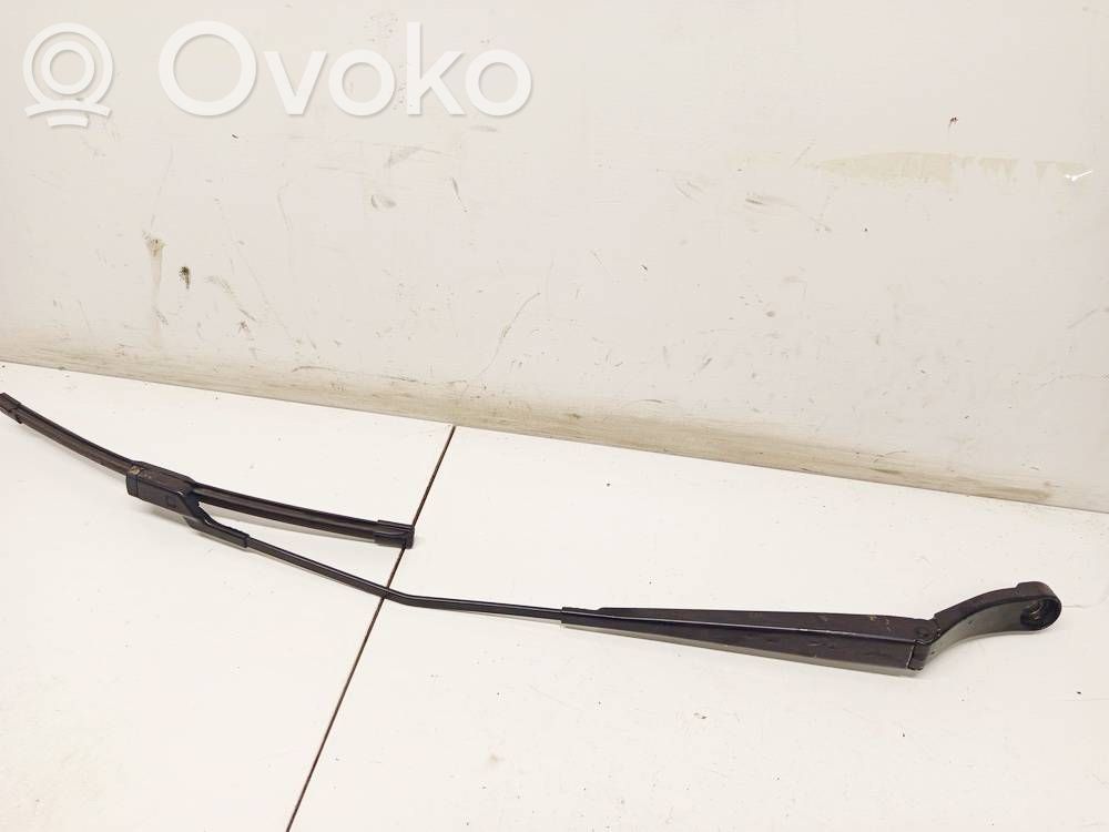 Ford Ka Brazo del limpiaparabrisas delantero 