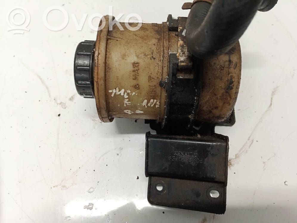 Ohjaustehostimen nestesäiliö   7700795347,7700795347