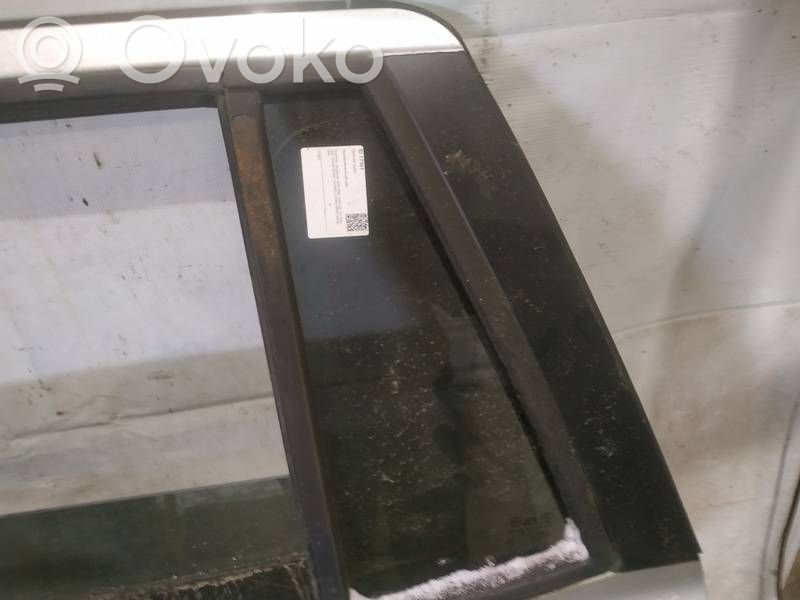 Hyundai Santa Fe Vetro del deflettore posteriore