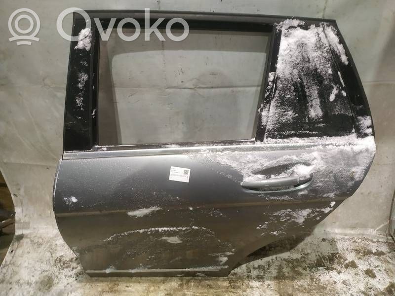 Mercedes-Benz C AMG W204 Rear door