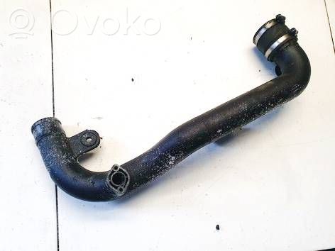 Volkswagen PASSAT B5 Tubo flessibile intercooler 
