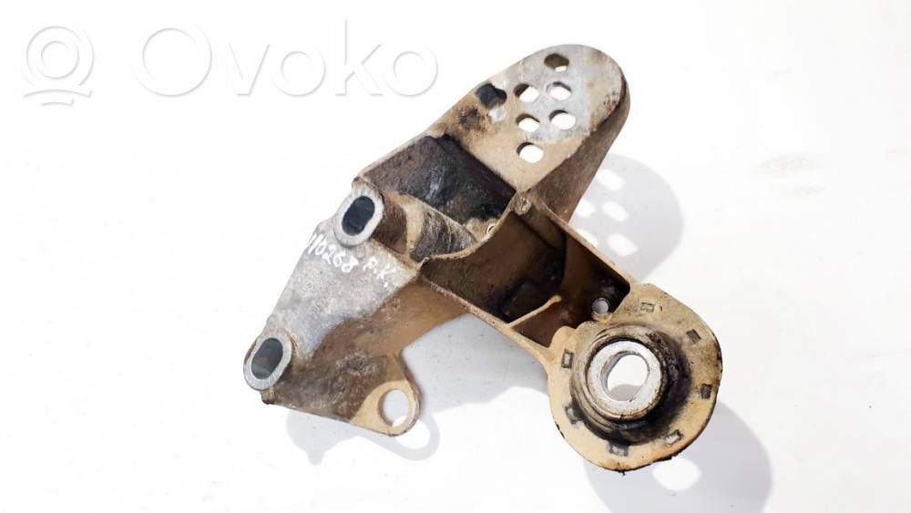 Audi A6 S6 C5 4B Supporto di montaggio del motore (usato) 