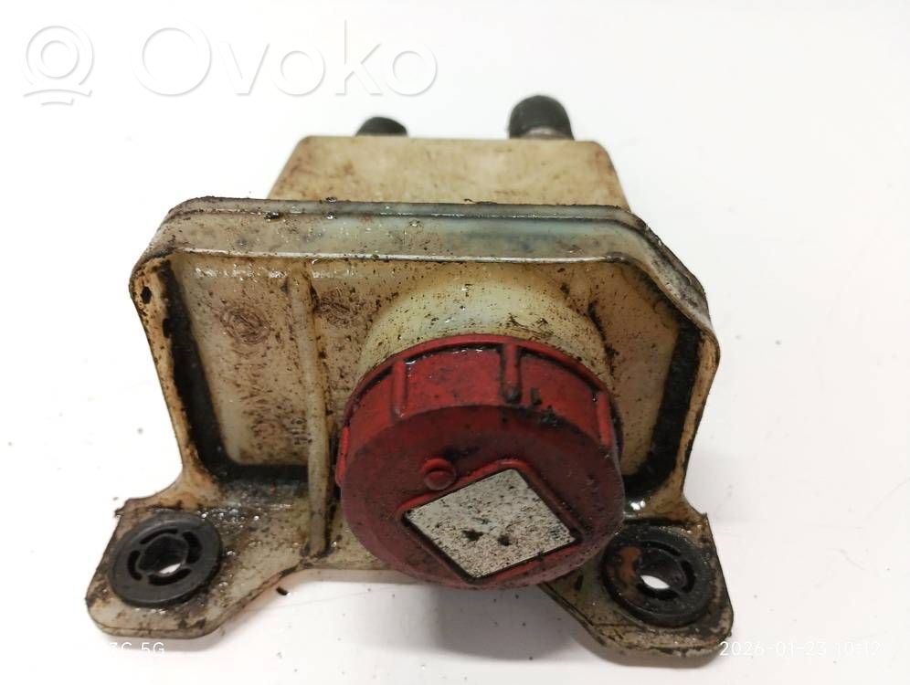 Alfa Romeo 156 Ohjaustehostimen nestesäiliö 