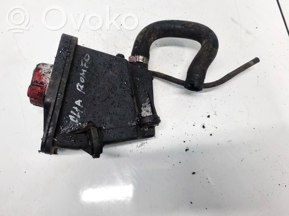 Alfa Romeo 156 Ohjaustehostimen nestesäiliö 