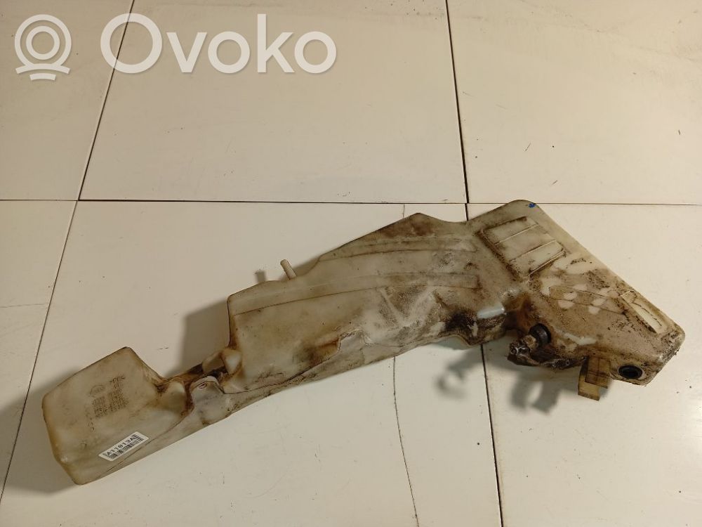 Nissan Pathfinder R51 Réservoir de liquide lave-glace
