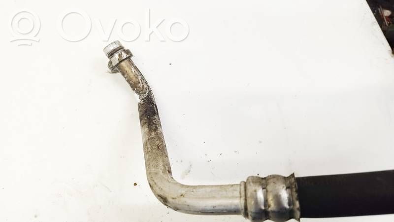 Ilmastointilaitteen putki (A/C)   924549386R,924549386R