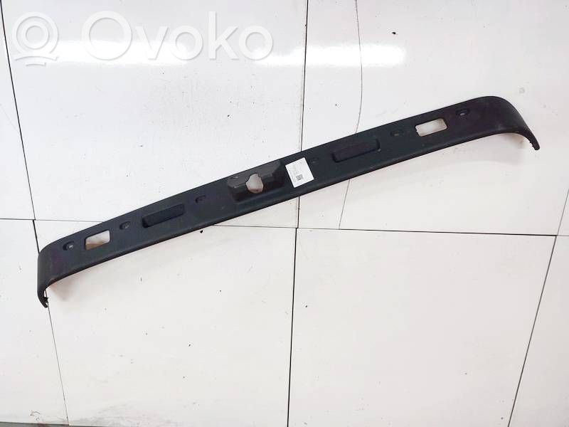 Mercedes-Benz E W211 Altro elemento di rivestimento bagagliaio/baule 