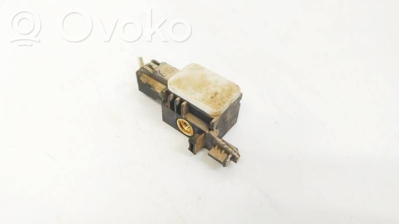 Turvatyynyn törmäysanturi   8200529572,8200529572