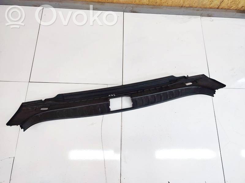 BMW 3 E90 E91 Inne elementy wykończenia bagażnika 