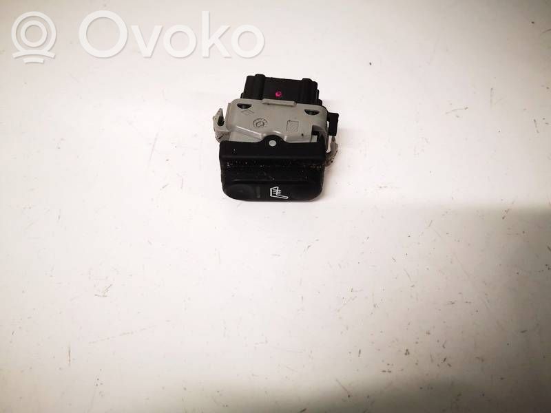 Nissan Qashqai Interruttore riscaldamento sedile 