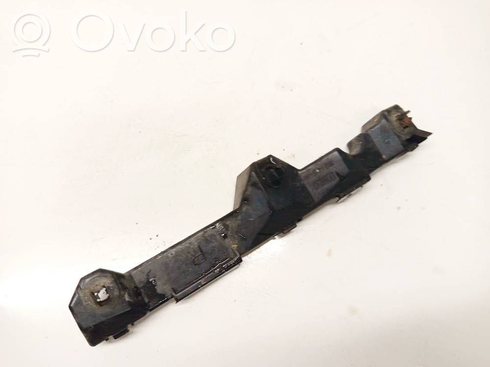 Lexus RX 300 Soporte del parachoques delantero 