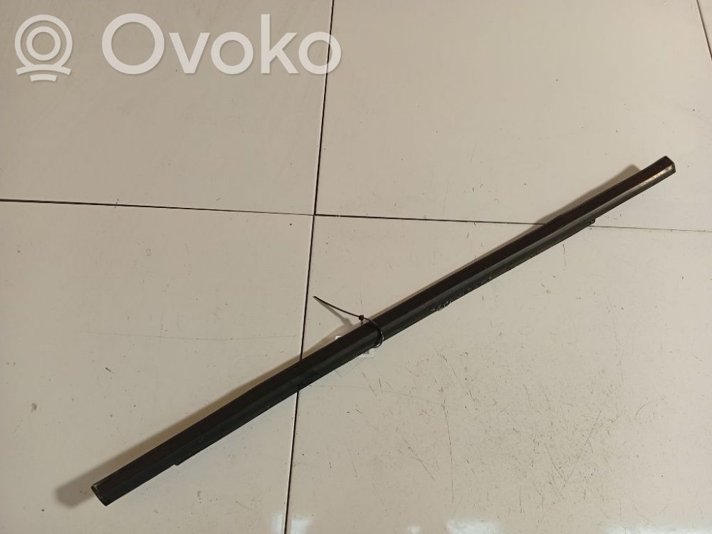 Mitsubishi Colt Ornament geam ușă față