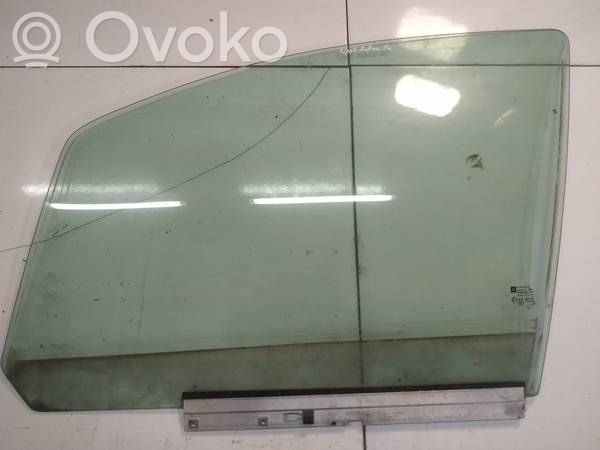 Opel Zafira B Vetro del finestrino della portiera anteriore - quattro porte