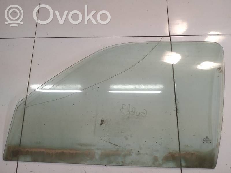 Volkswagen Golf III Vetro del finestrino della portiera anteriore - quattro porte